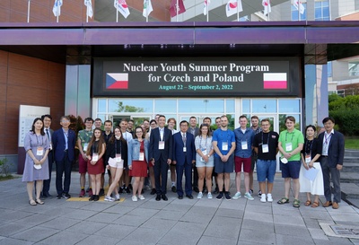 zdjęcie grupowe z początku NSYP 2022